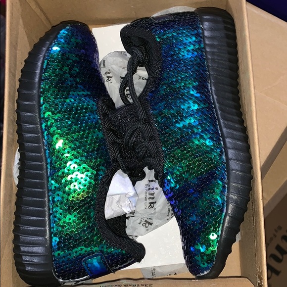 Link Other - Last pair❗️size 11 Girl sneakers